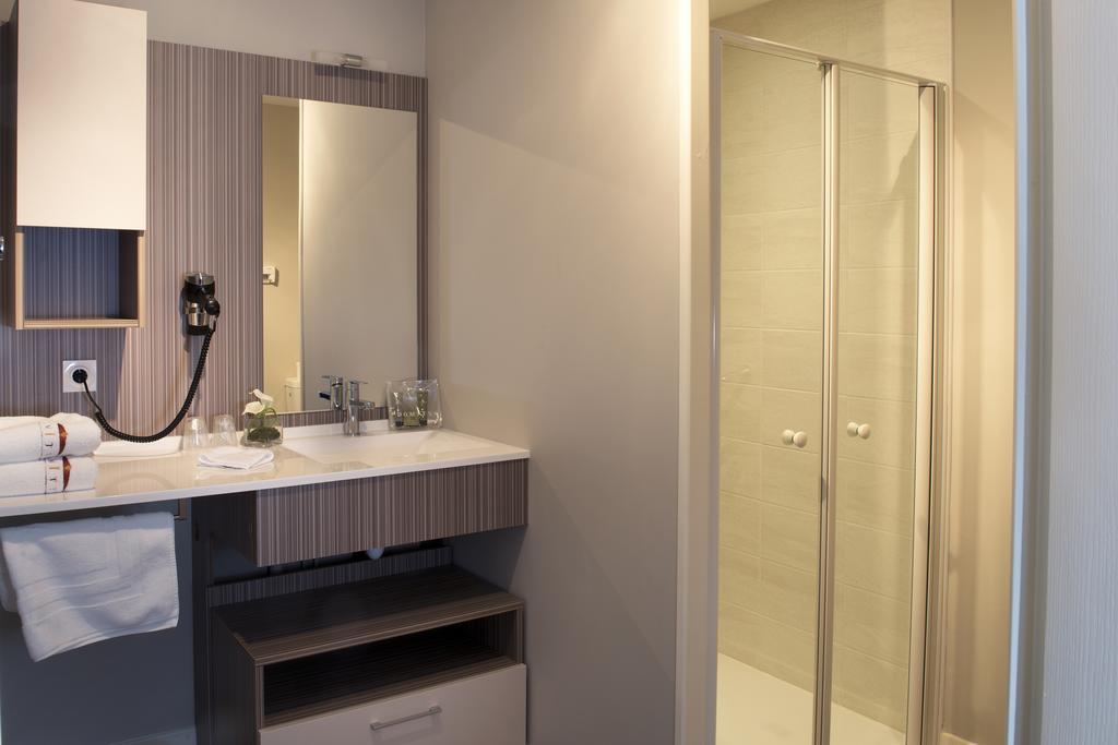 Aparthotel Domitys Le Palmier Du Roi Pau Habitación foto